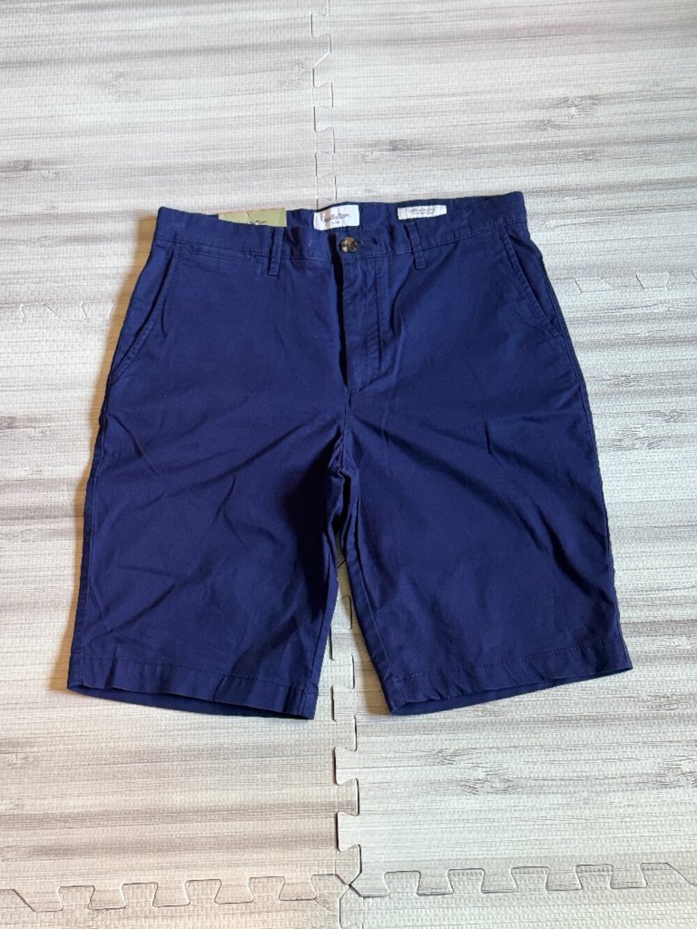 NWT Goodfellow & Co. Men's Blue 10.5" Flat Front Khaki Shorts